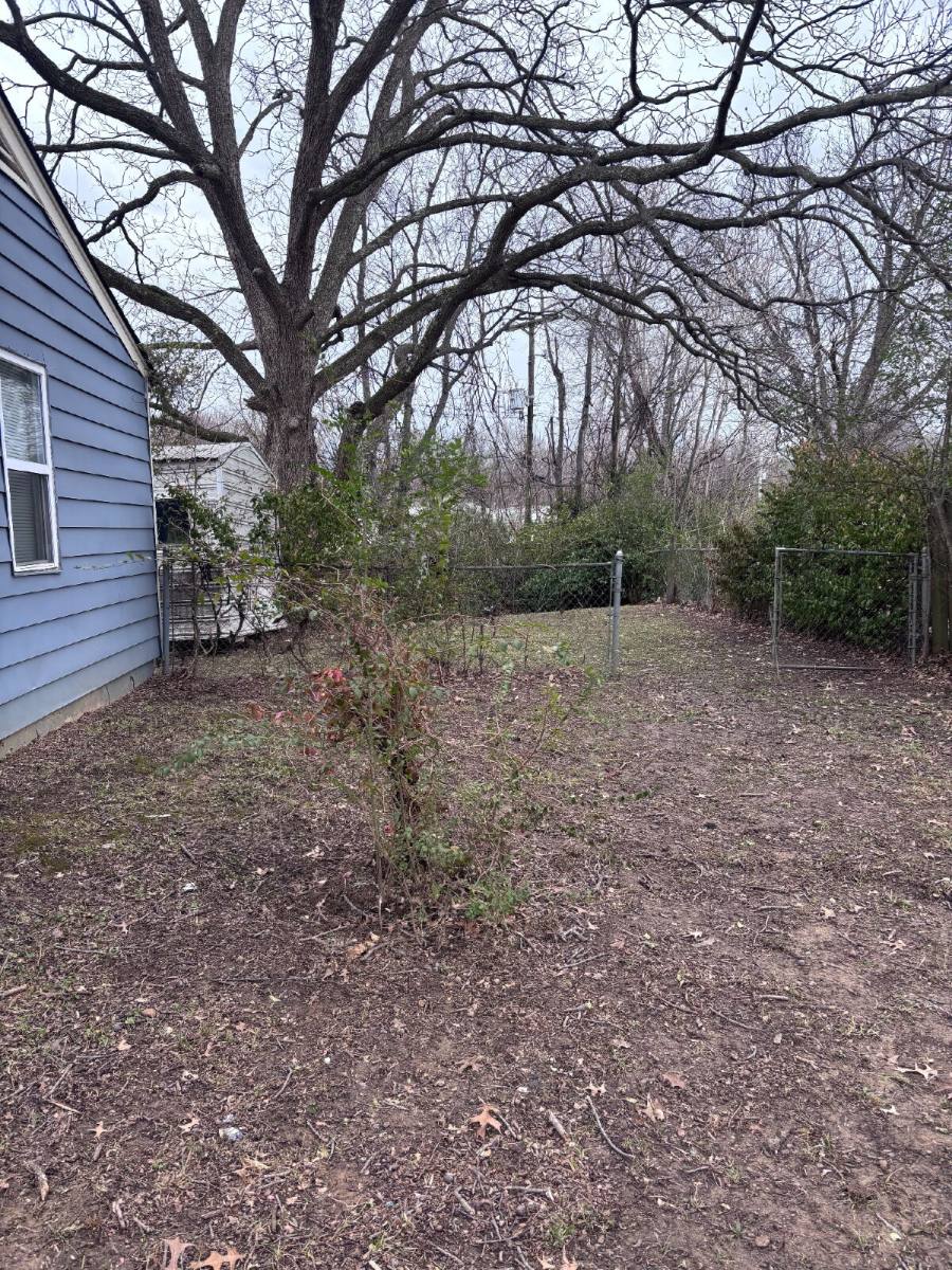 House for rent at 345 Washburn Dr, Memphis, TN 38109