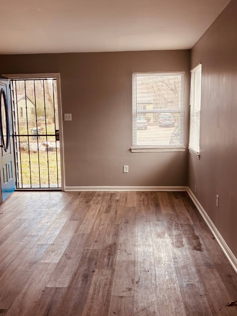 House for rent at 345 Washburn Dr, Memphis, TN 38109