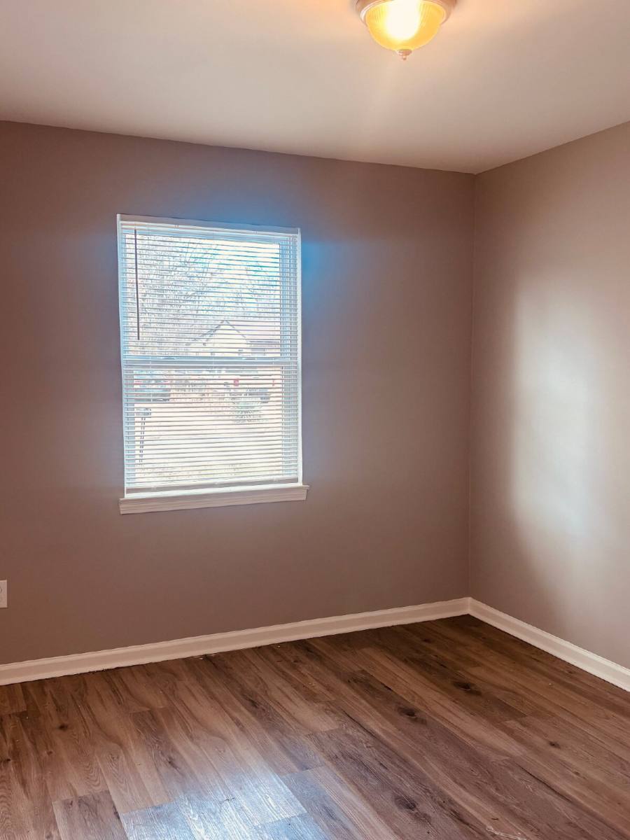 House for rent at 345 Washburn Dr, Memphis, TN 38109