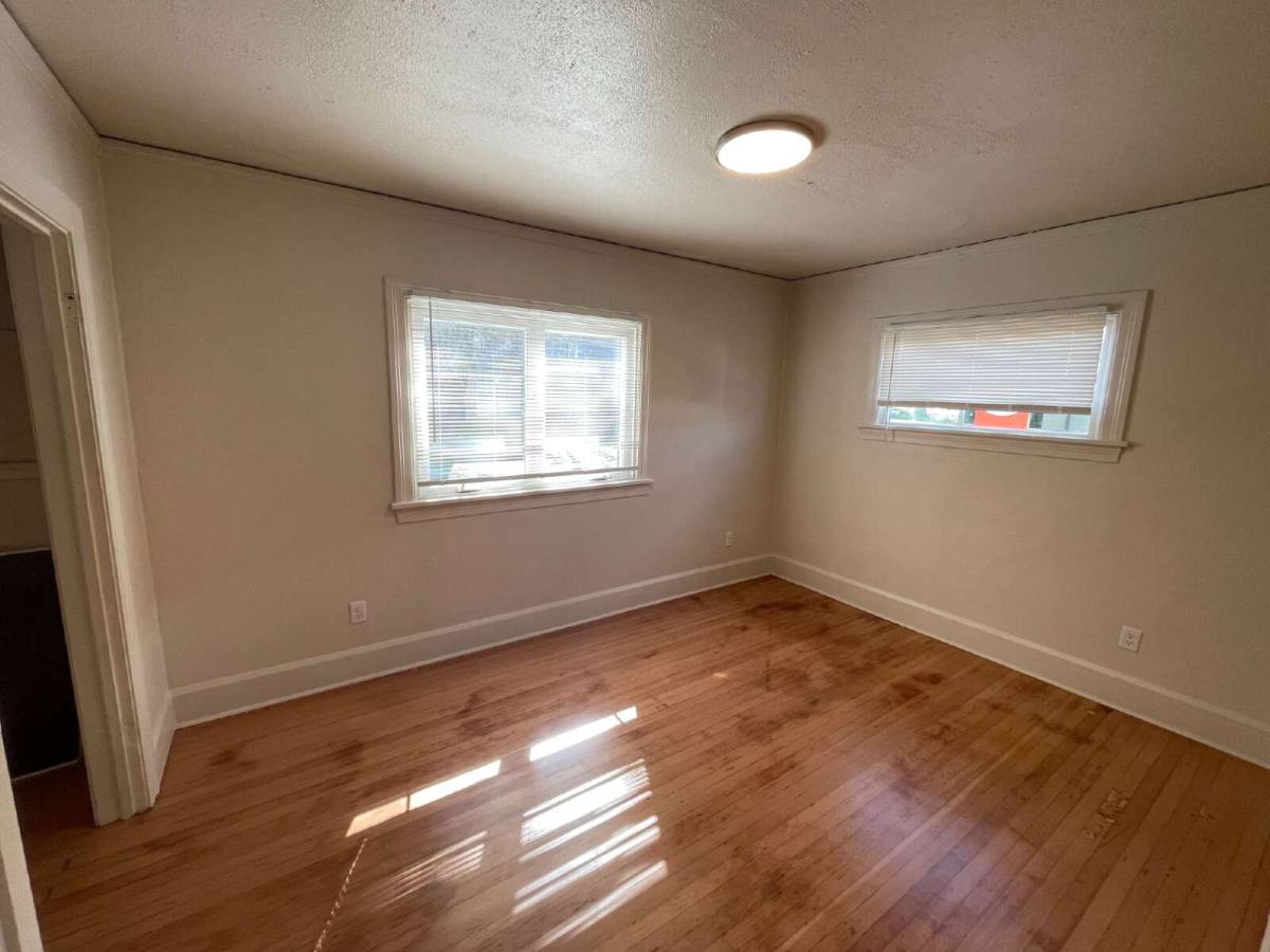 Apartment for rent at 1648 Pearl St, Eugene, OR 97405
