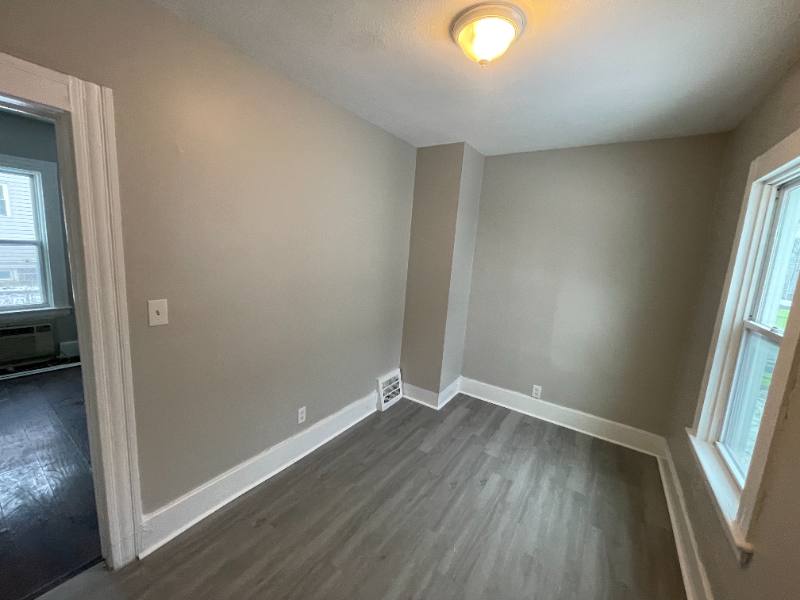 Apartment for rent at 1322-1324-1326 Brownell #1322, Lorain, OH 44052