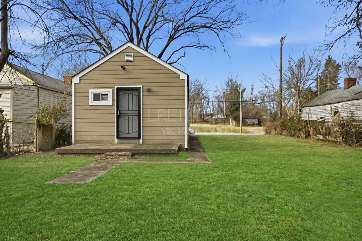 House for rent at 1333 S 22nd St, Louisville, KY 40210
