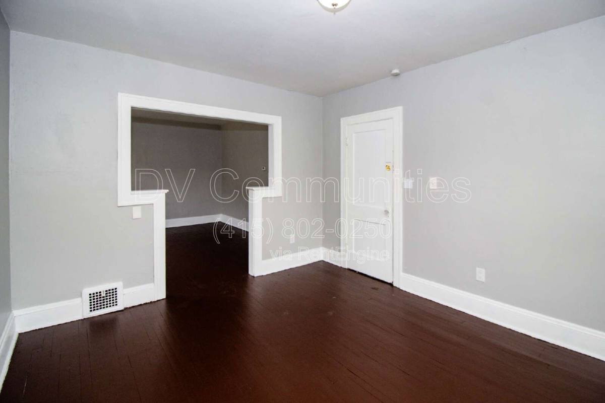 Apartment for rent at 14112 Edgewood Ave, Cleveland, OH 44128