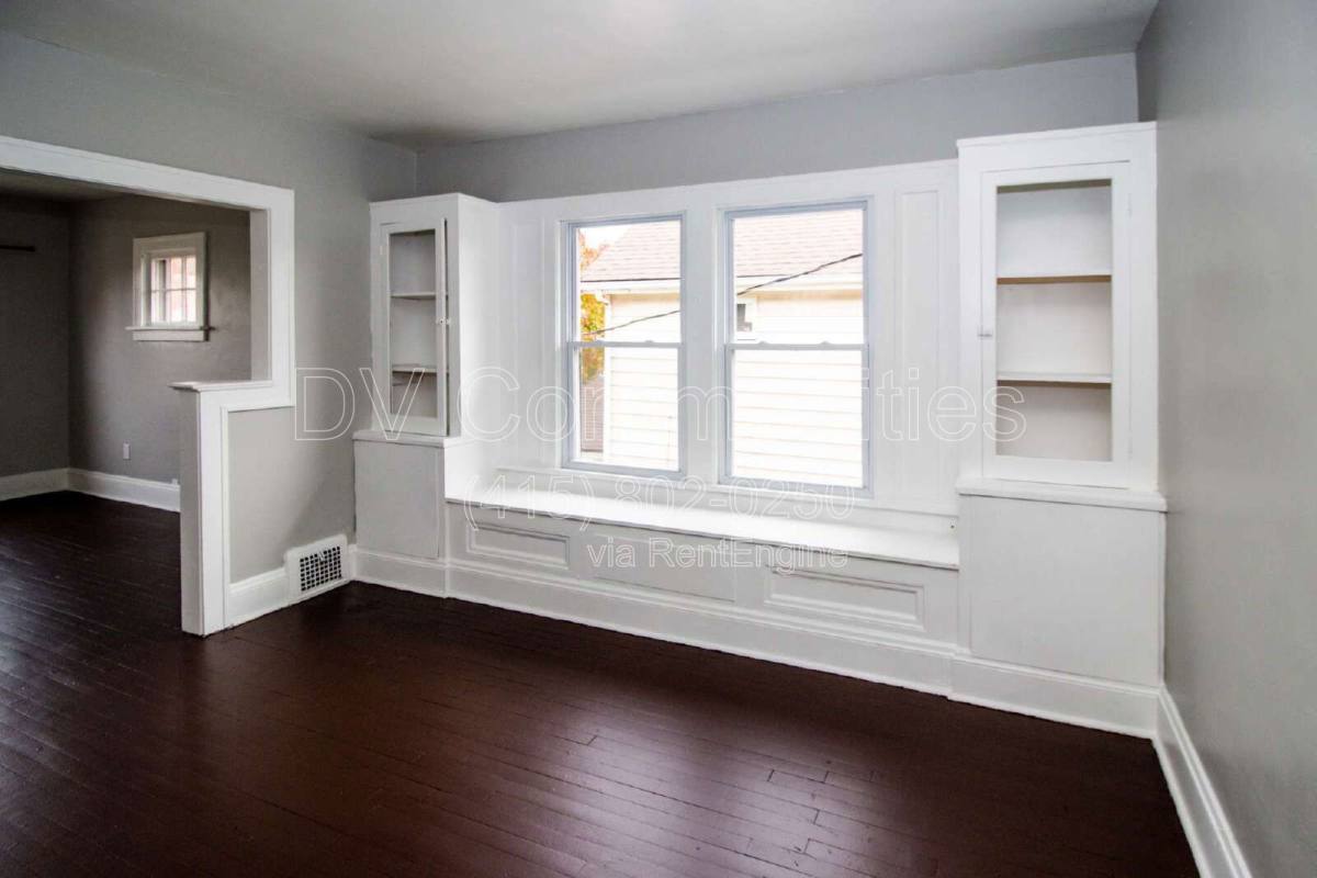 Apartment for rent at 14112 Edgewood Ave, Cleveland, OH 44128