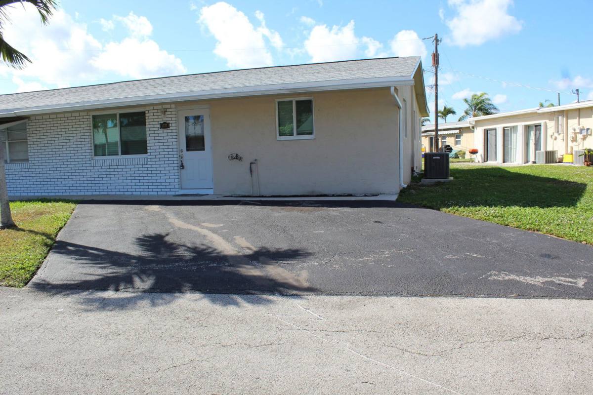 House for rent at 2719 Peer Lane, Delray Beach, FL 33445