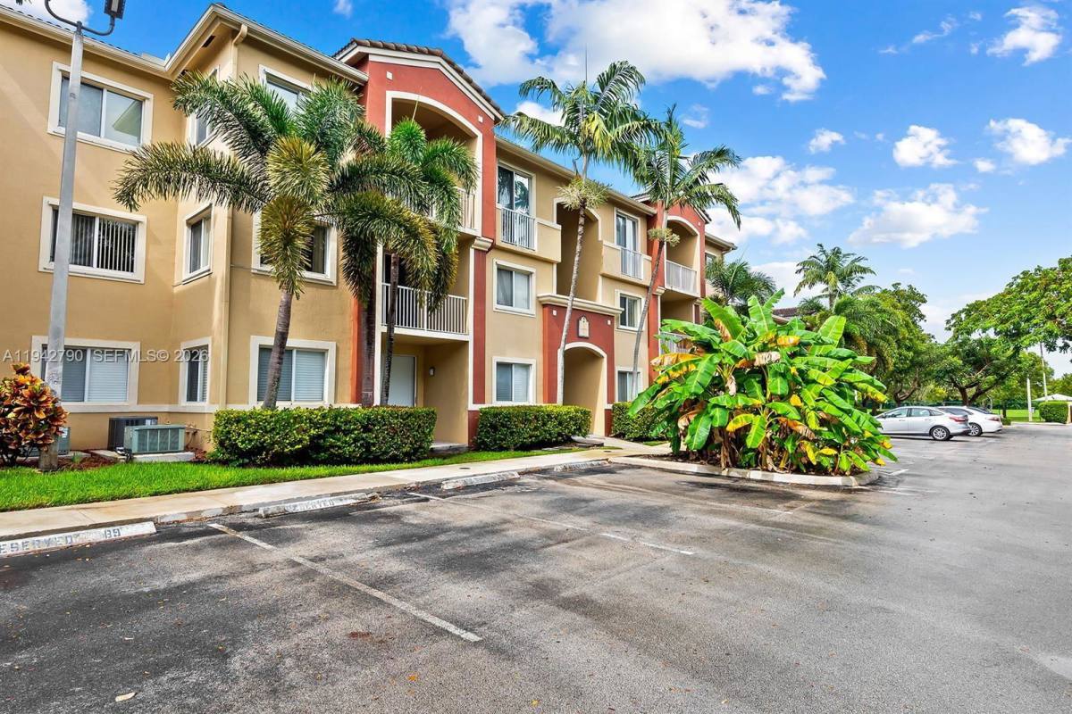 Apartment for rent at 7085 Nova Dr #203, Fort Lauderdale, FL 33317