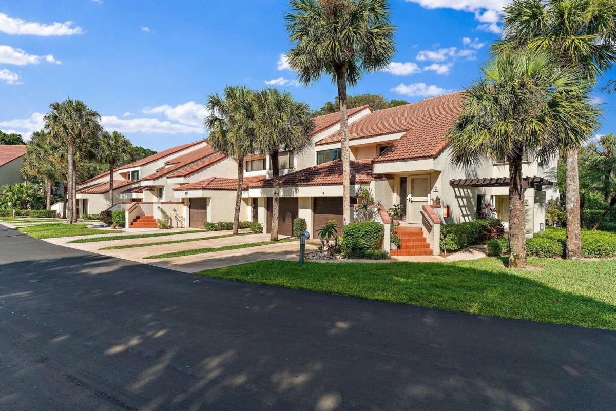 Condo for rent at 101 Sea Oats Dr #F, North Palm Beach, FL 33408
