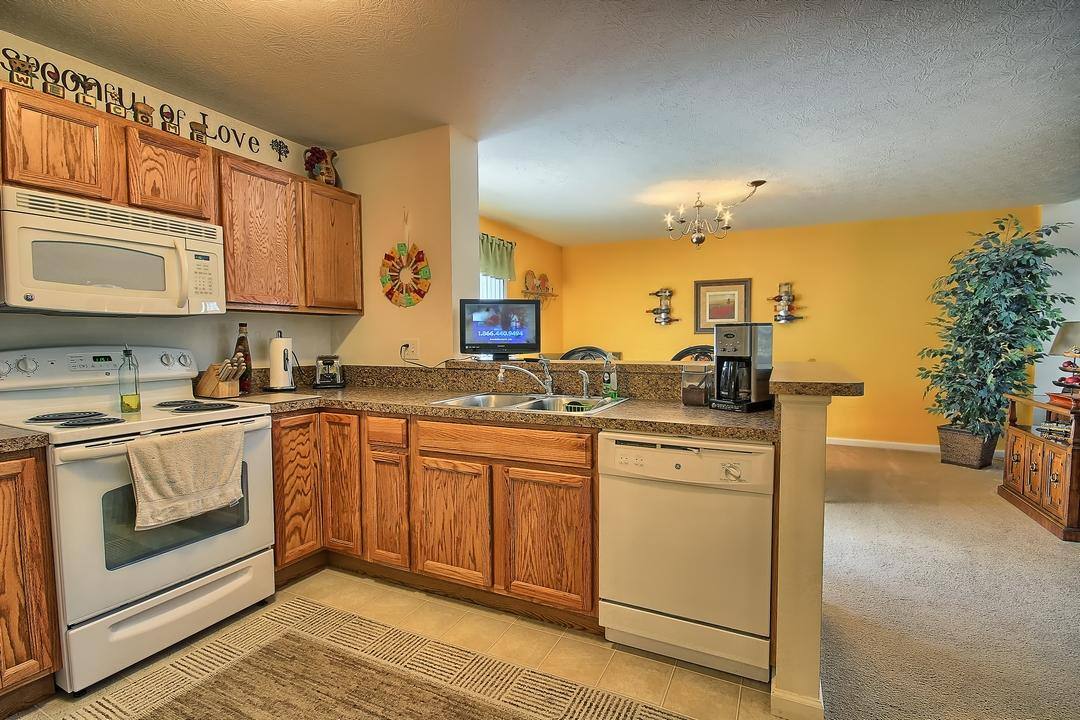 Apartment for rent at 7304 Cayman Lane 7496 Sancus Blvd, Columbus, OH 43085