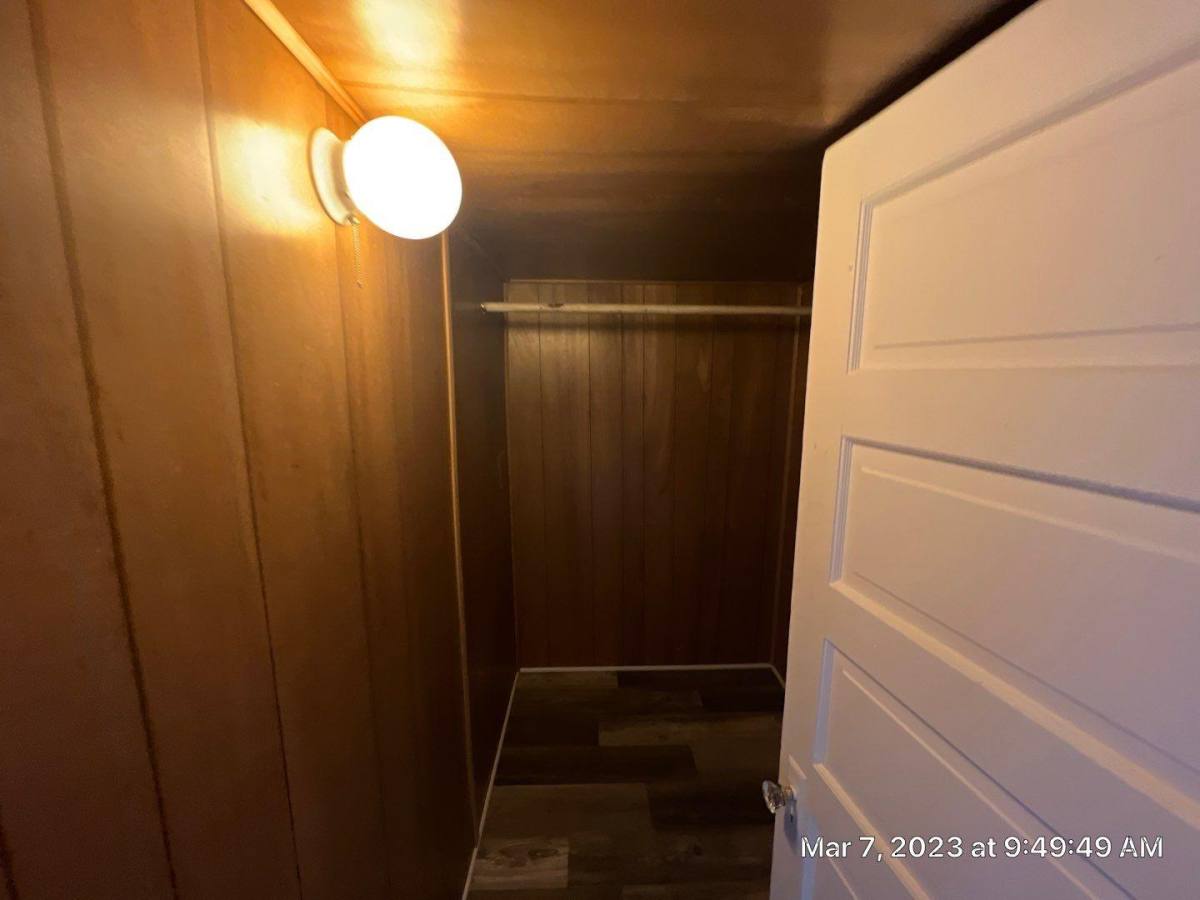 Apartment for rent at 510 Oneida St, Joliet, IL 60435