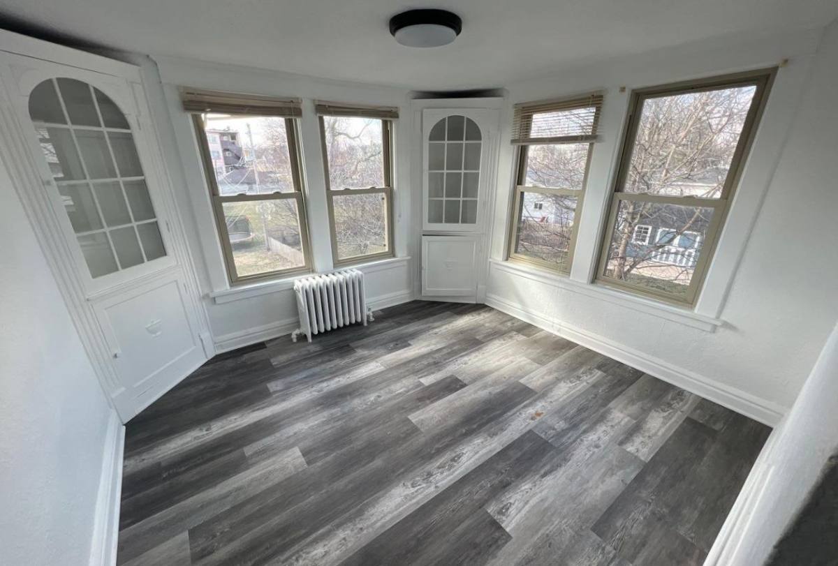 Apartment for rent at 510 Oneida St, Joliet, IL 60435