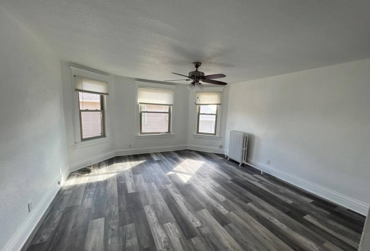 Apartment for rent at 510 Oneida St, Joliet, IL 60435