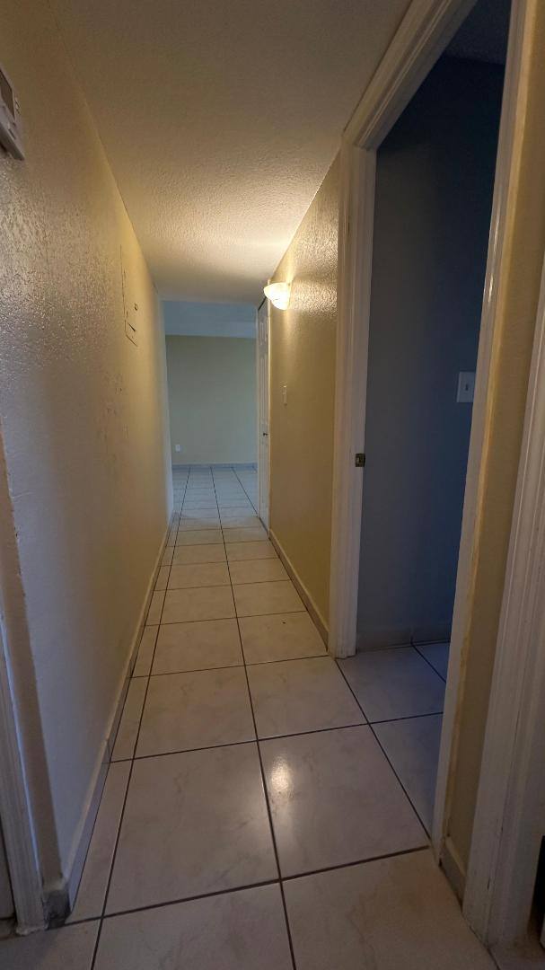 Apartment for rent at 606 W 81st St #305, Hialeah, FL 33014