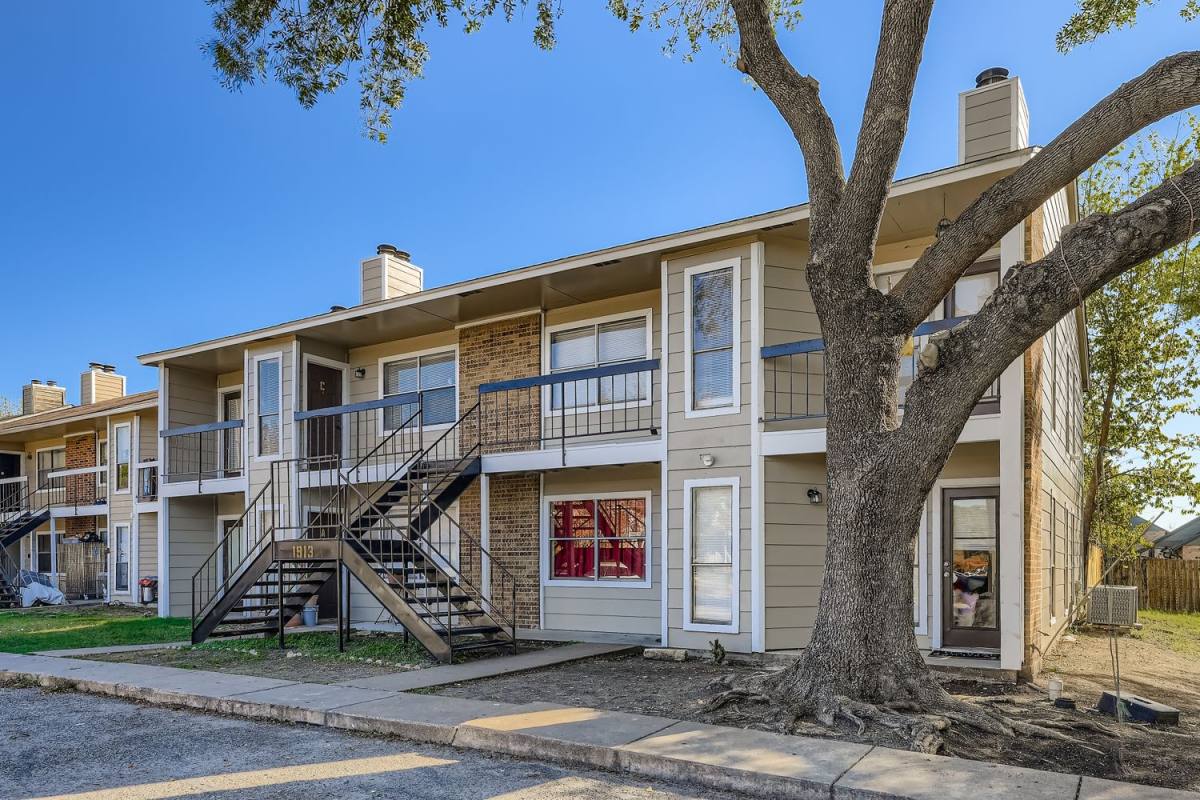 Apartment for rent at 1913 W Loop #D, Austin, TX 78758