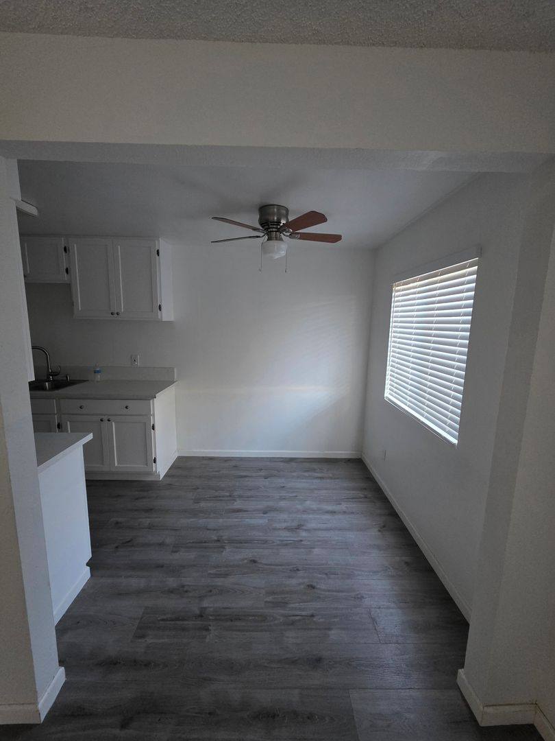 Apartment for rent at 660 S Glassell St, Orange, CA 92866
