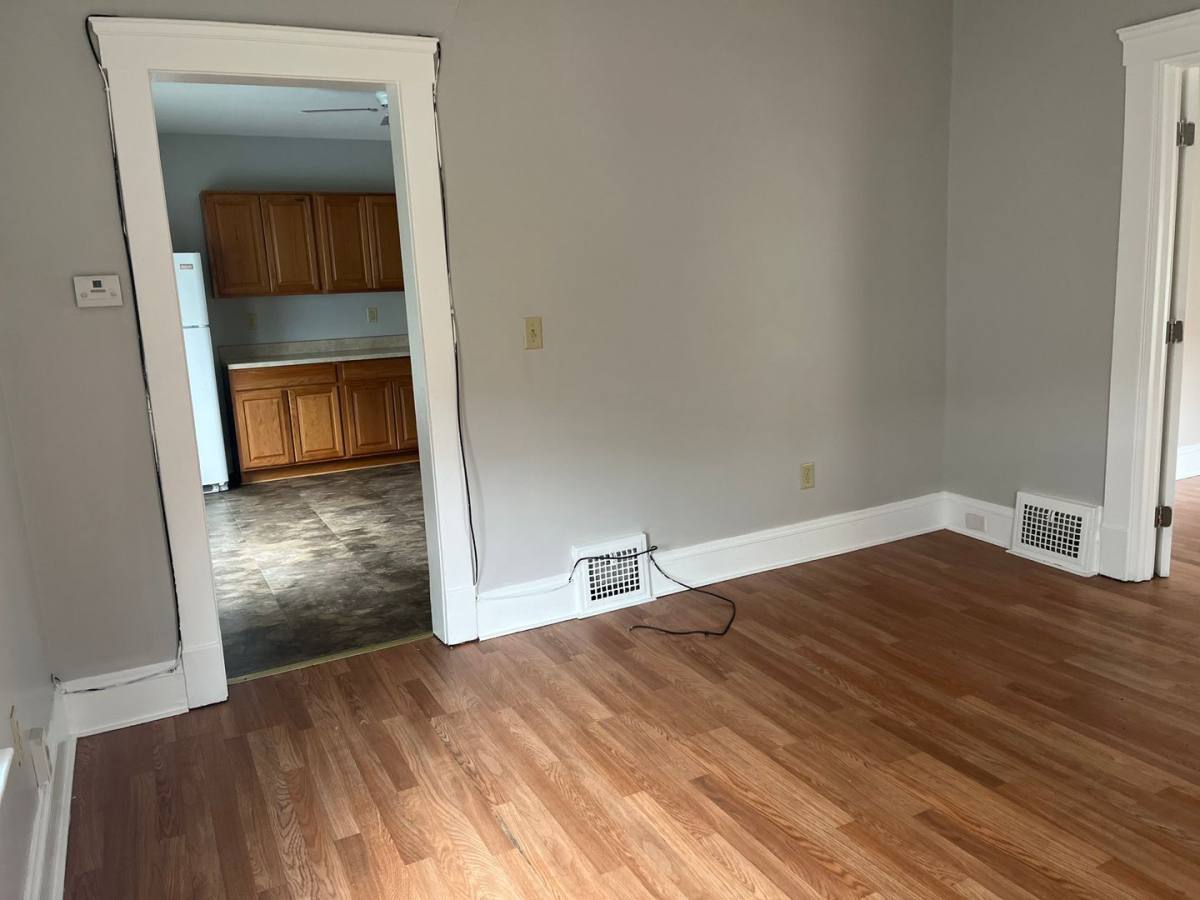 Apartment for rent at 6908 Polonia Ave, Cleveland, OH 44105