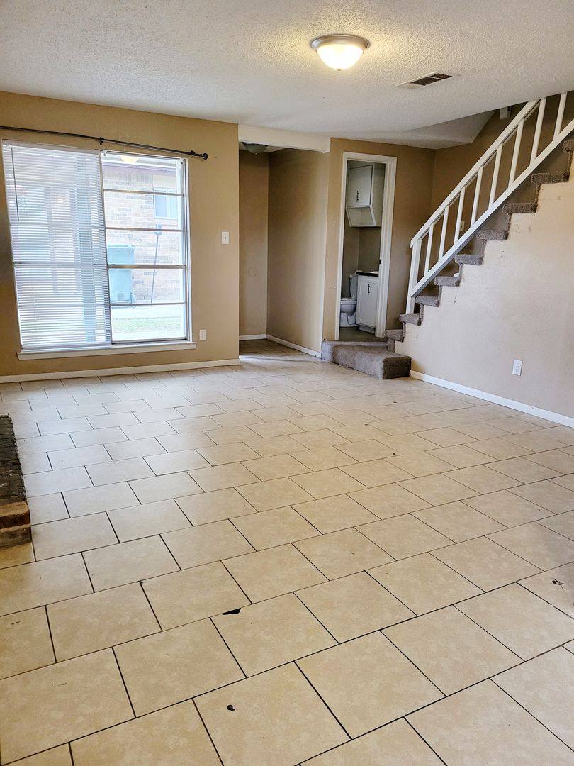 Apartment for rent at 3007 Lake Rd, Killeen, TX 76543