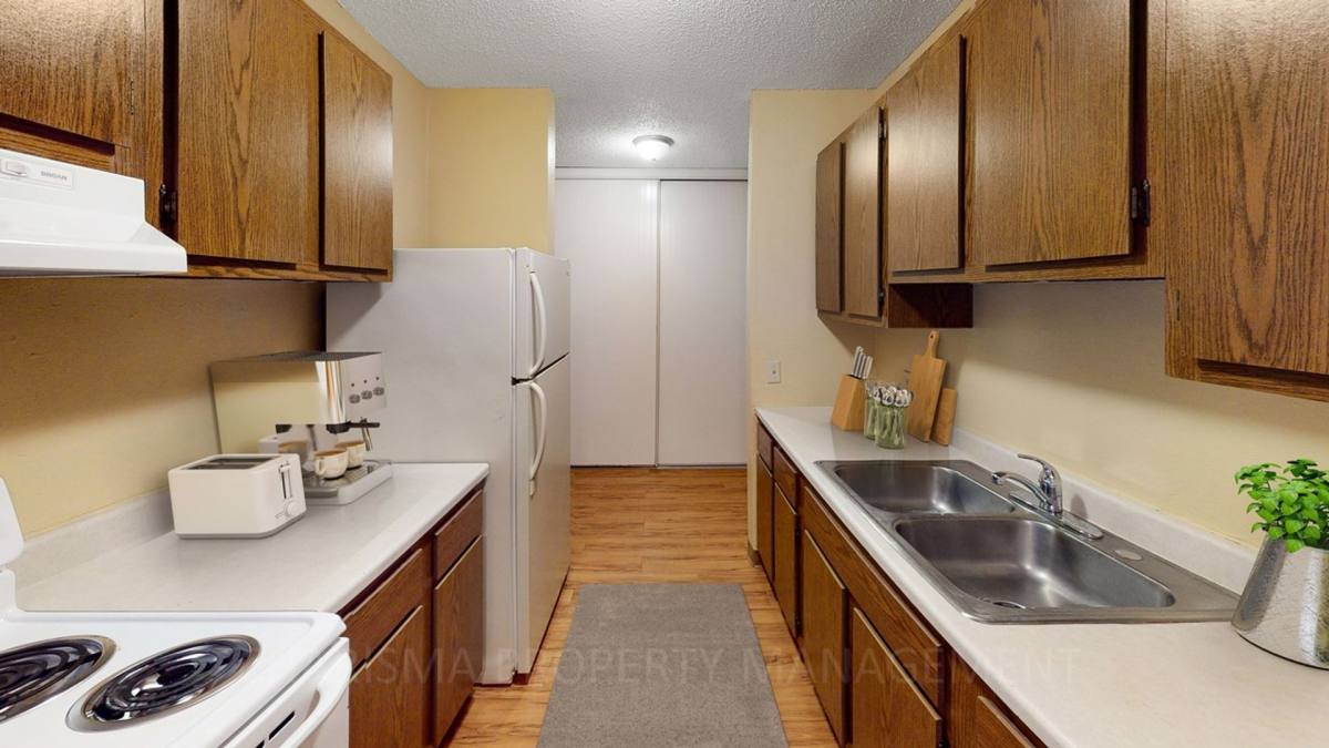 Apartment for rent at 2511 E Irwin, Pierre, SD 57501