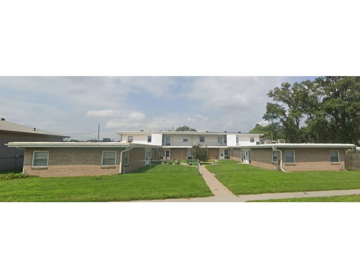 Apartment for rent at 2436 3rd Ave, Council Bluffs, IA 51501