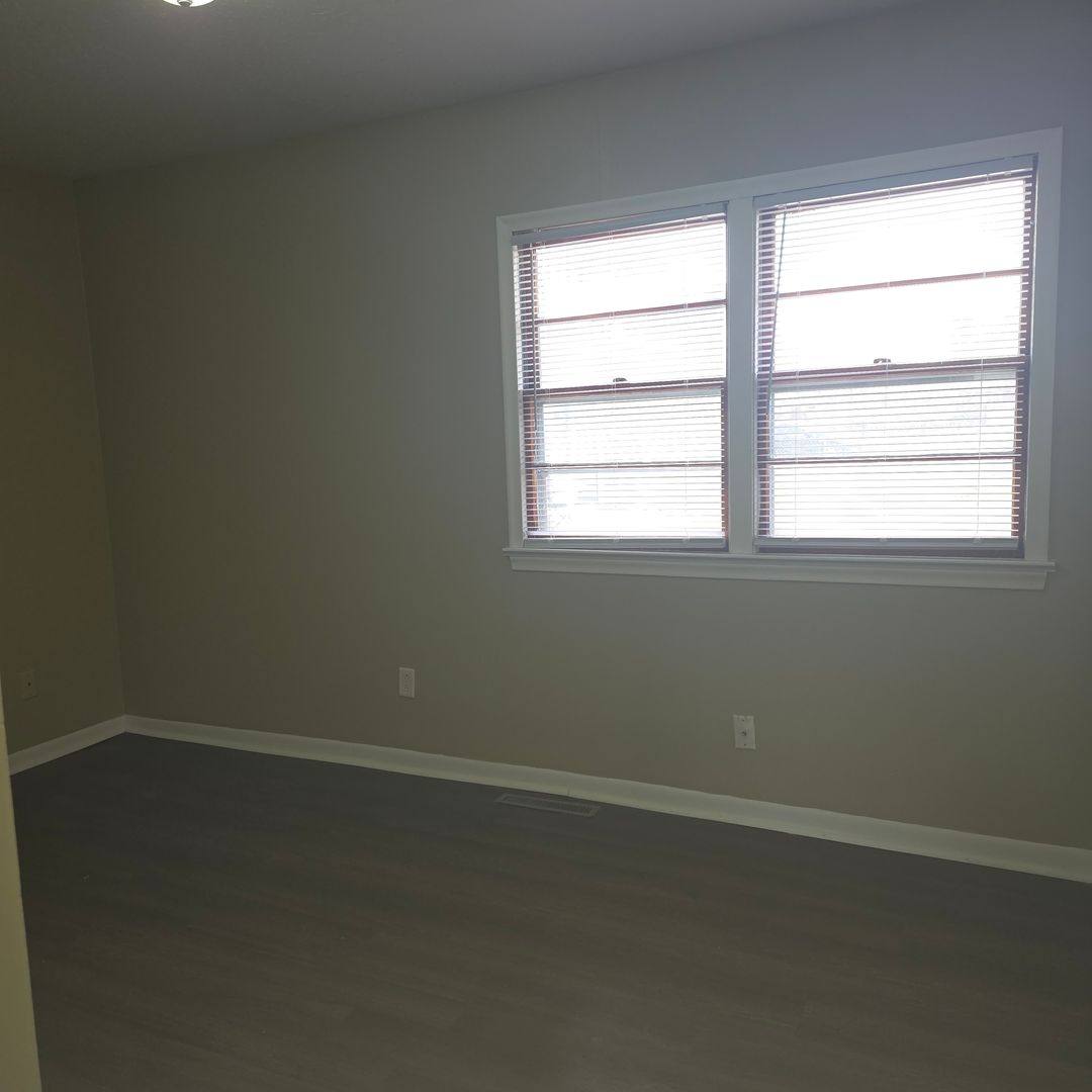 Apartment for rent at 2436 3rd Ave, Council Bluffs, IA 51501