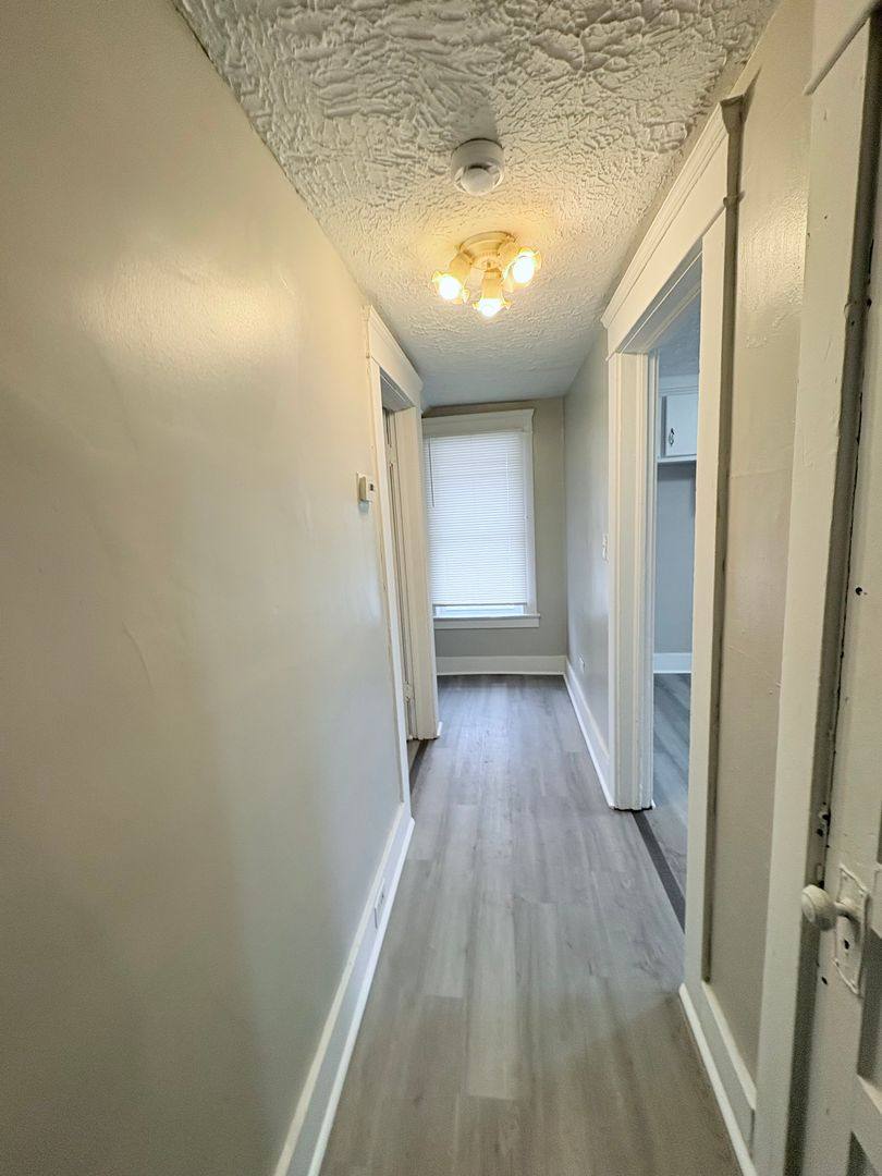 Apartment for rent at 1741 W Market St, Warren, OH 44485