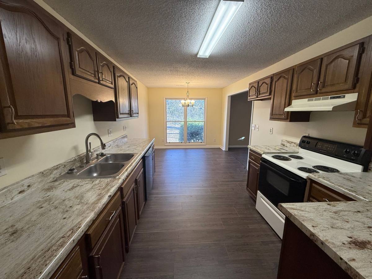 House for rent at 113 Suffolk Dr, Madison, AL 35757