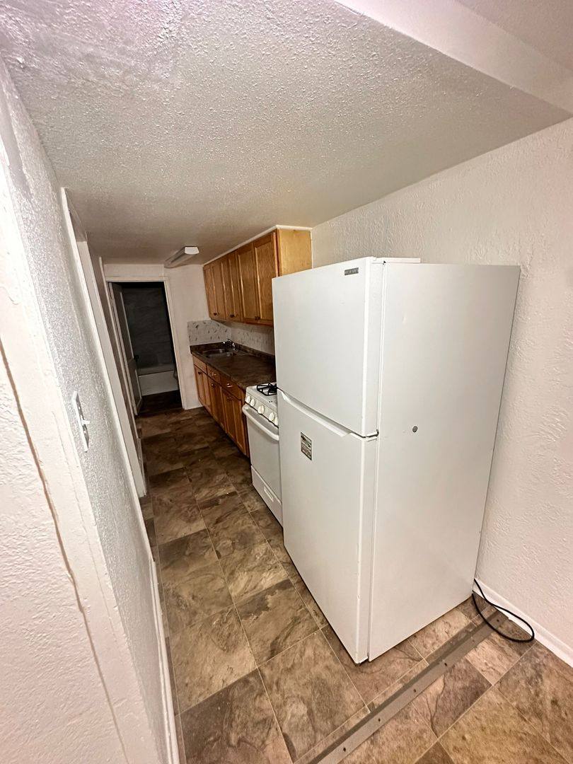 Apartment for rent at 2401 Franklin St, Beaumont, TX 77701