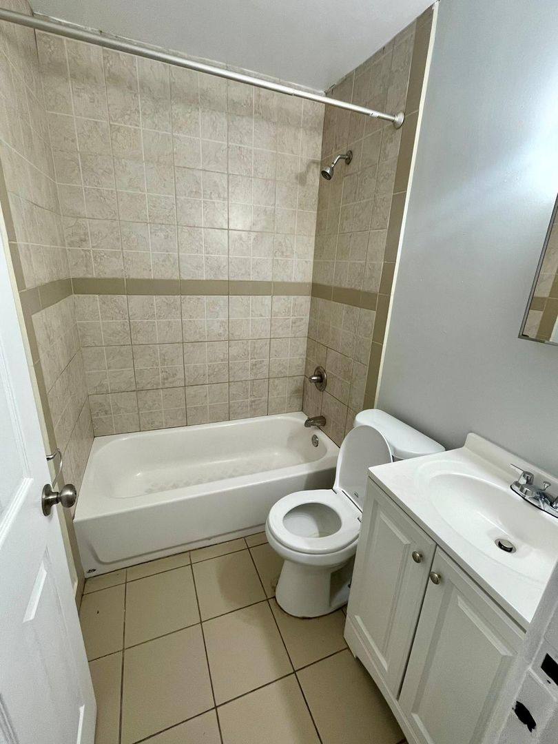Apartment for rent at 3570 3574 McHenry Ave, Cincinnati, OH 45225