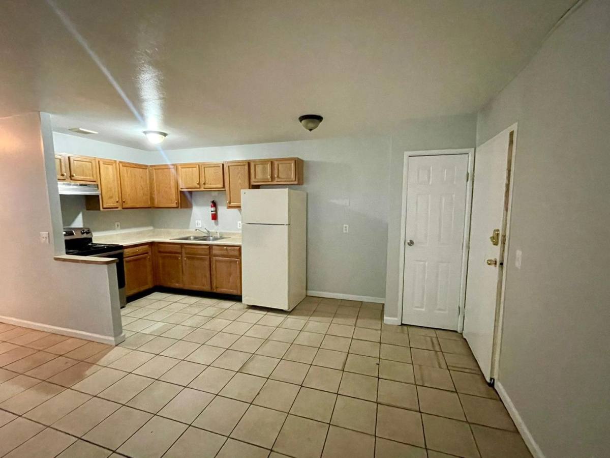 Apartment for rent at 3570 3574 McHenry Ave, Cincinnati, OH 45225