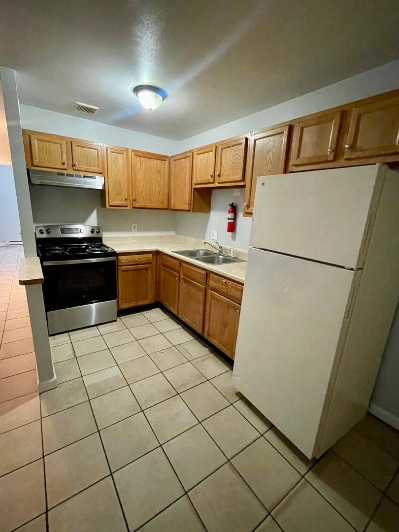 Apartment for rent at 3570 3574 McHenry Ave, Cincinnati, OH 45225