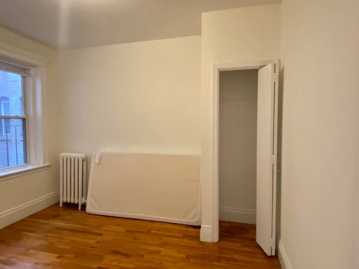 House for rent at 1290 Commonwealth Ave #2D, Allston, MA 02134