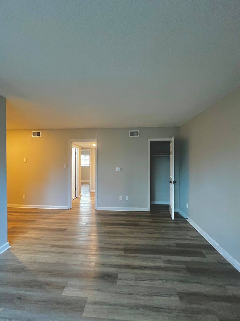 Apartment for rent at 3570 Mynders Ave, Memphis, TN 38111