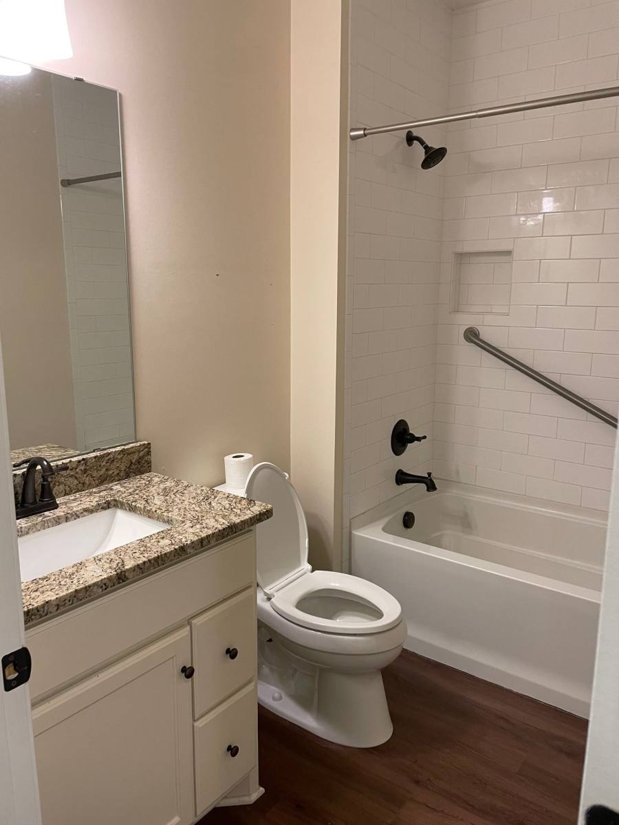 Apartment for rent at 1209 High St, Bowling Green, KY 42101