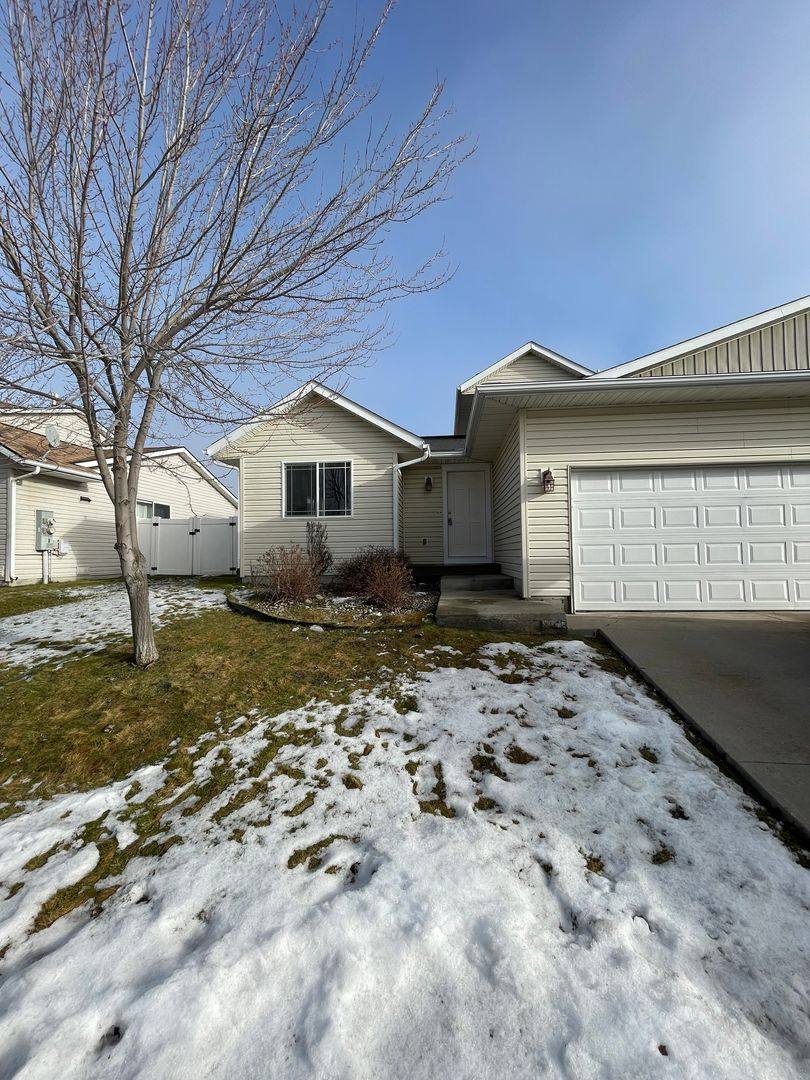 Townhouse for rent at 23 Stratford Dr, Kalispell, MT 59901