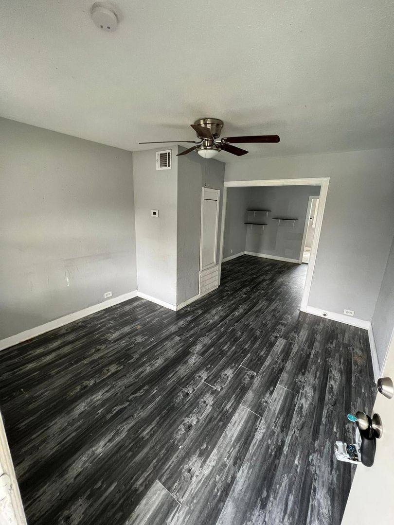 Apartment for rent at 3210 Winbern St, Houston, TX 77004