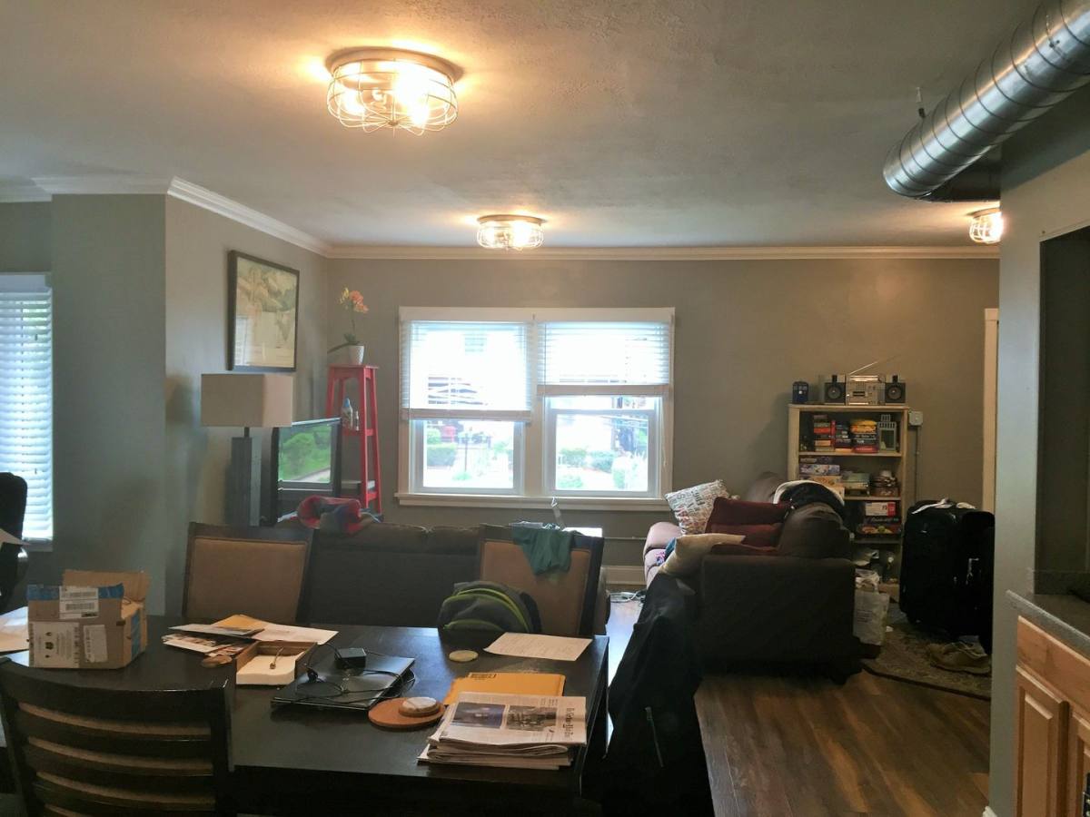 Apartment for rent at 6329-6331 Bartlett St, Pittsburgh, PA 15217