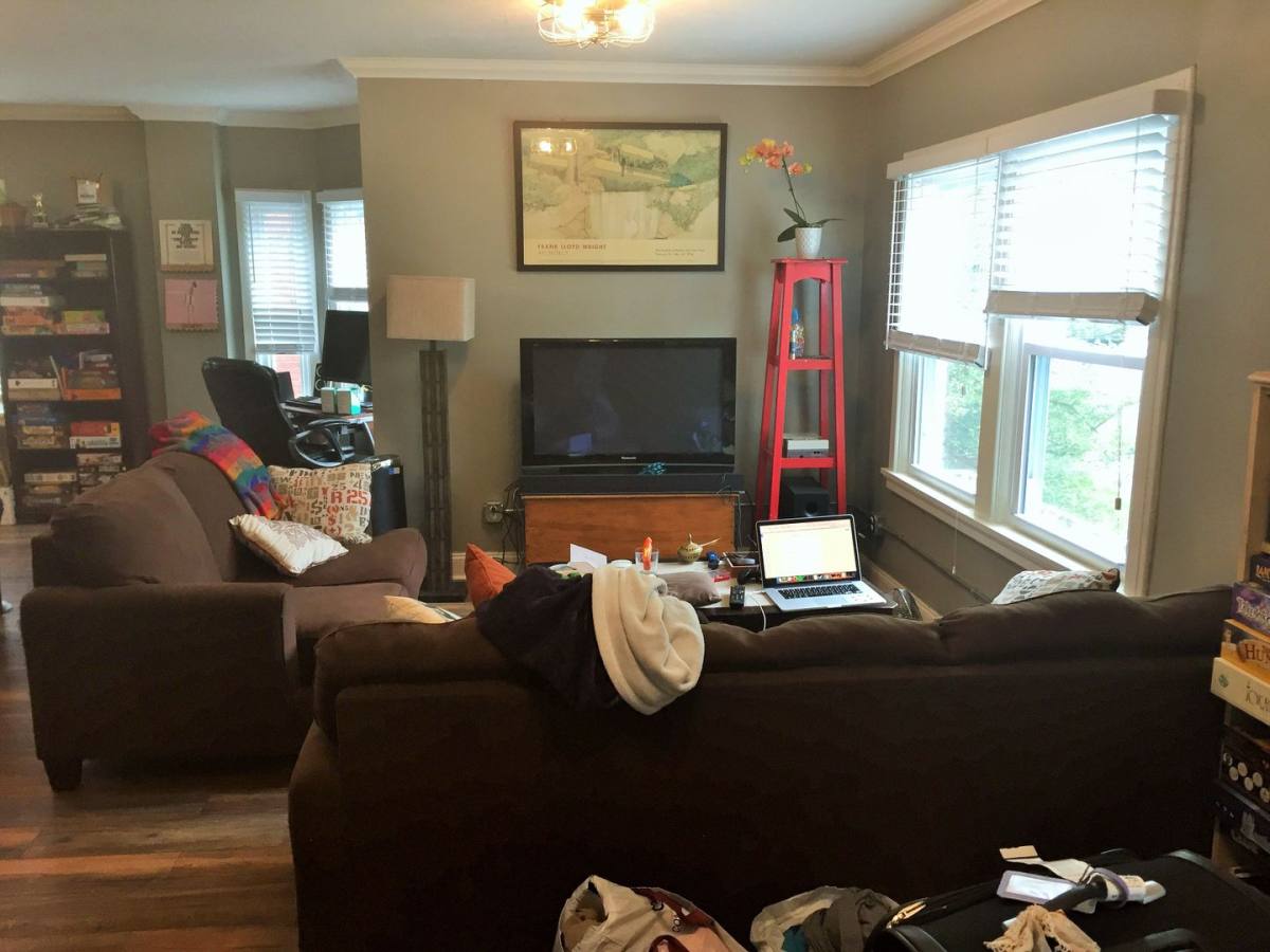Apartment for rent at 6329-6331 Bartlett St, Pittsburgh, PA 15217