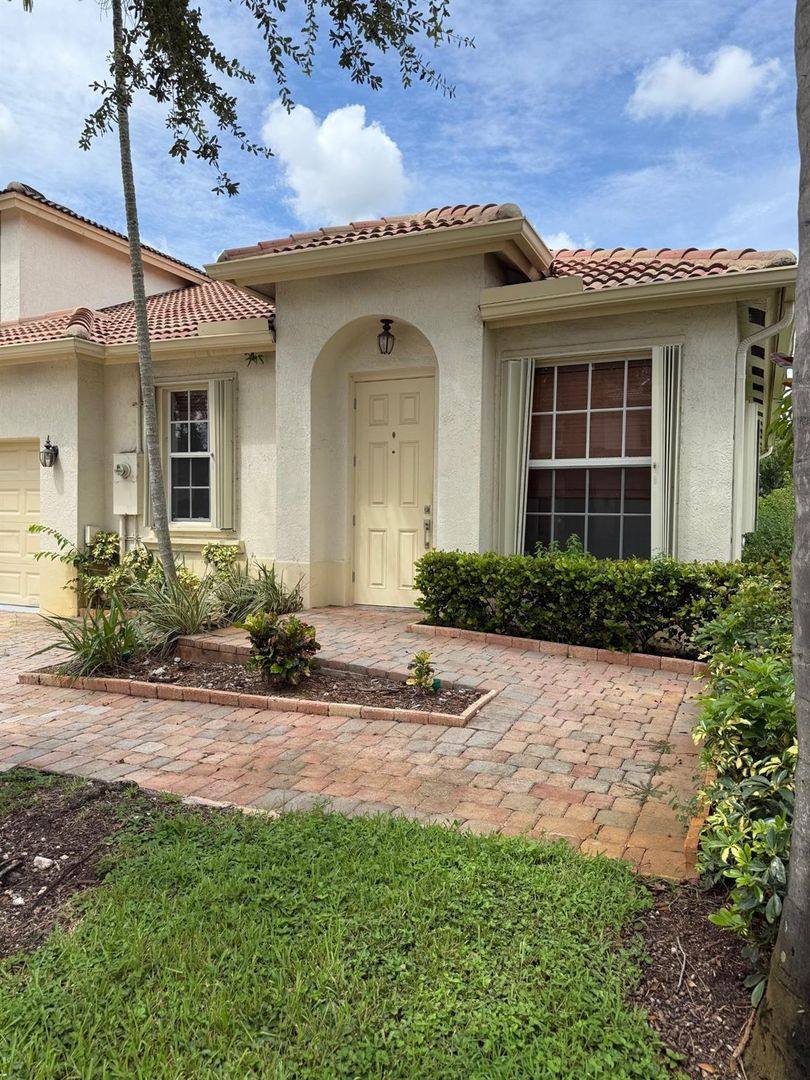Townhouse for rent at 1720 NW 78 Way, Hollywood, FL 33024