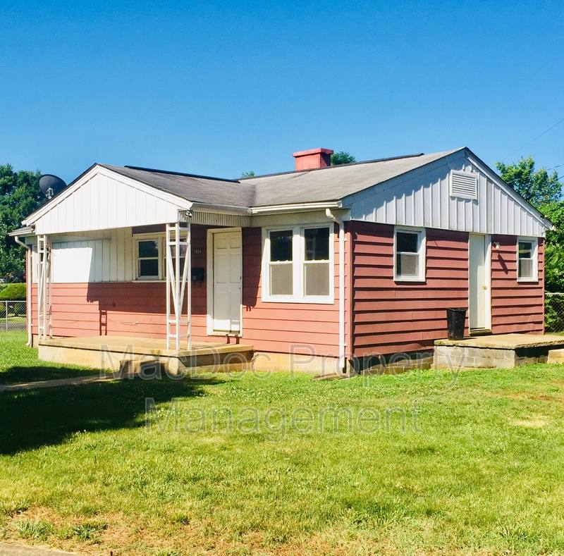 House for rent at 1804 Airport Ave, Fredericksburg, VA 22401