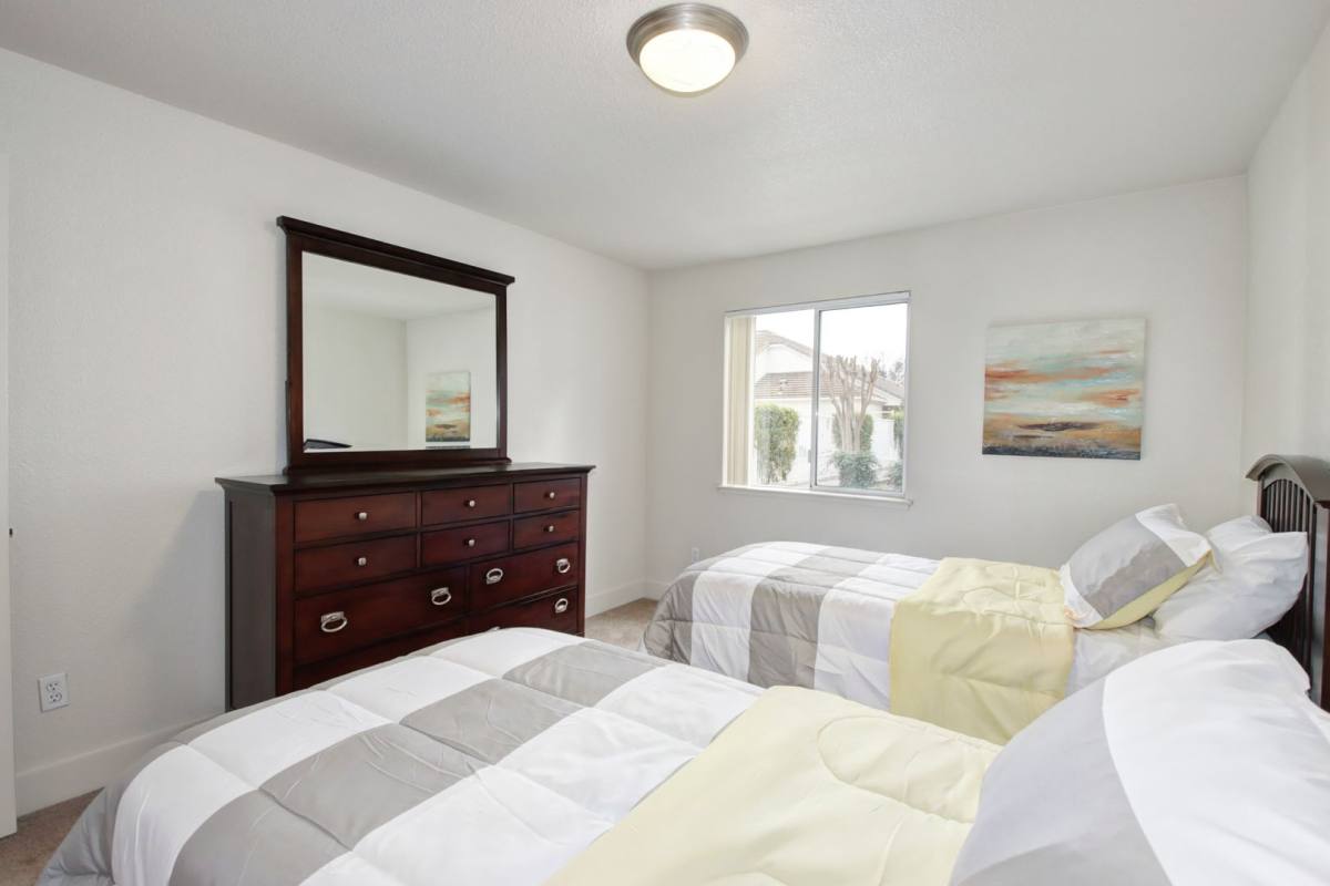 Apartment for rent at 2225 Glacier Dr, Davis, CA 95616