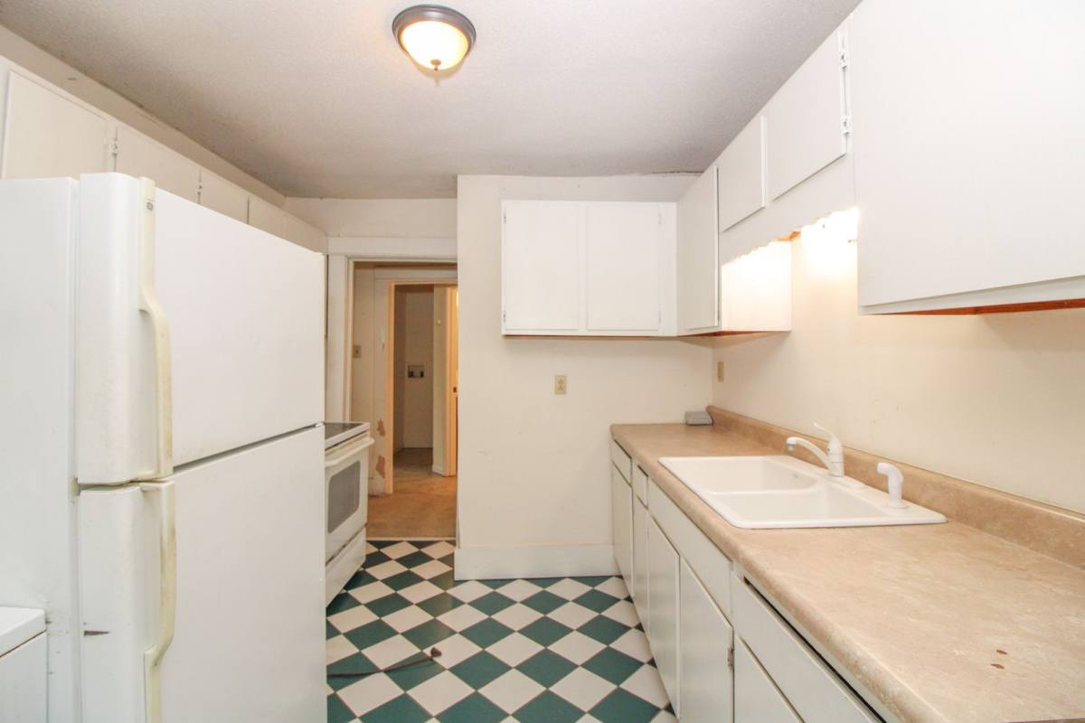 House for rent at 1721 Cliff Dr, Columbia, MO 65201