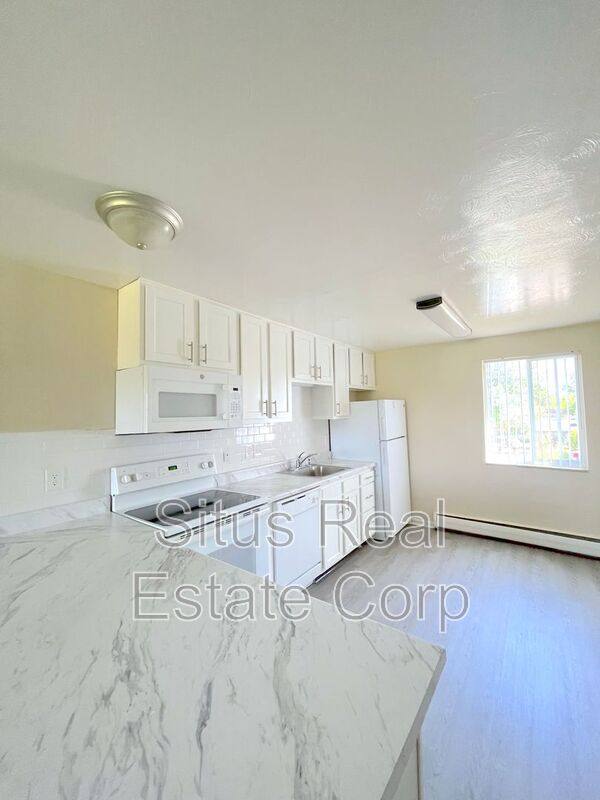 Apartment for rent at 385 S Depew St #109, Denver, CO 80226