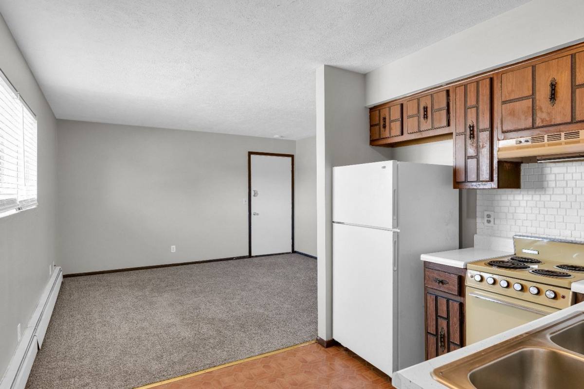 Apartment for rent at 205 W Shelbourne Dr, Normal, IL 61761