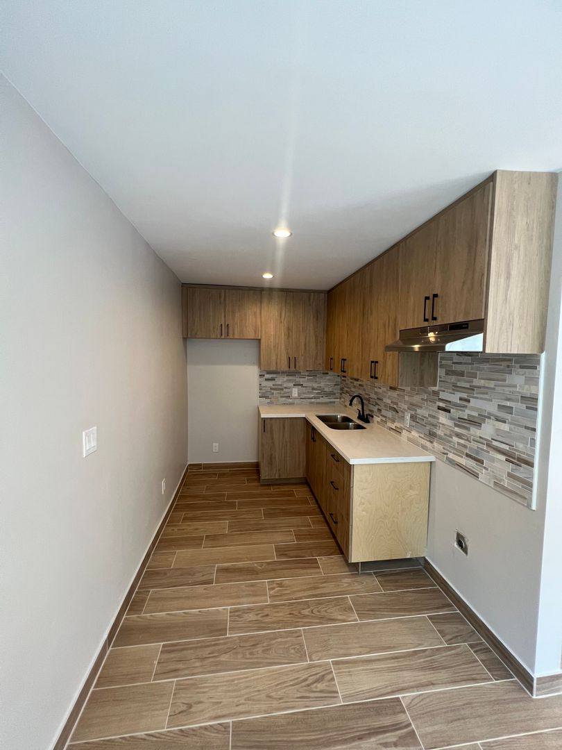 Apartment for rent at 20301 Cohasset St, Winnetka, CA 91306