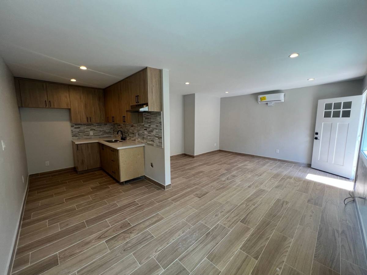 Apartment for rent at 20301 Cohasset St, Winnetka, CA 91306