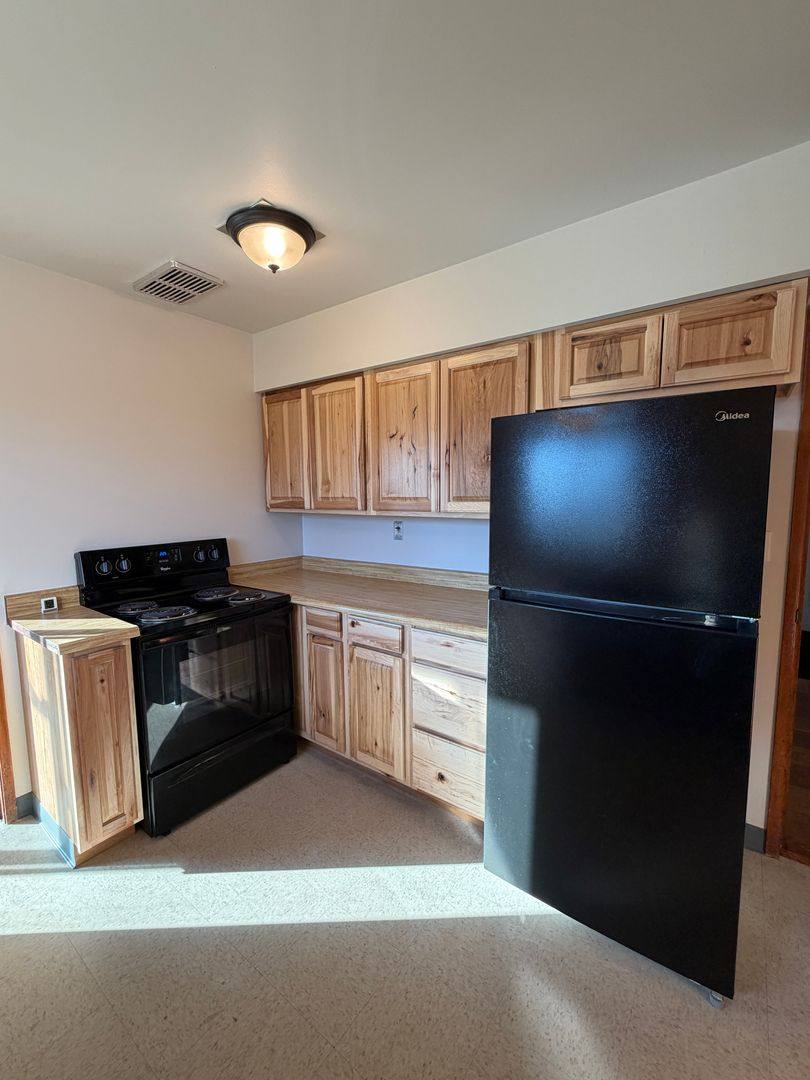 House for rent at 8915 Travis Dr, Moses Lake, WA 98837