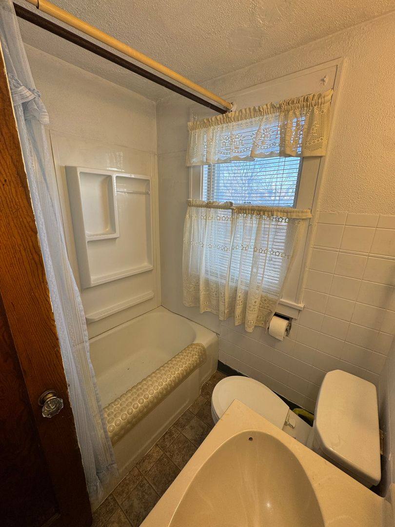 Apartment for rent at 1185 N 13th St, Fort Dodge, IA 50501