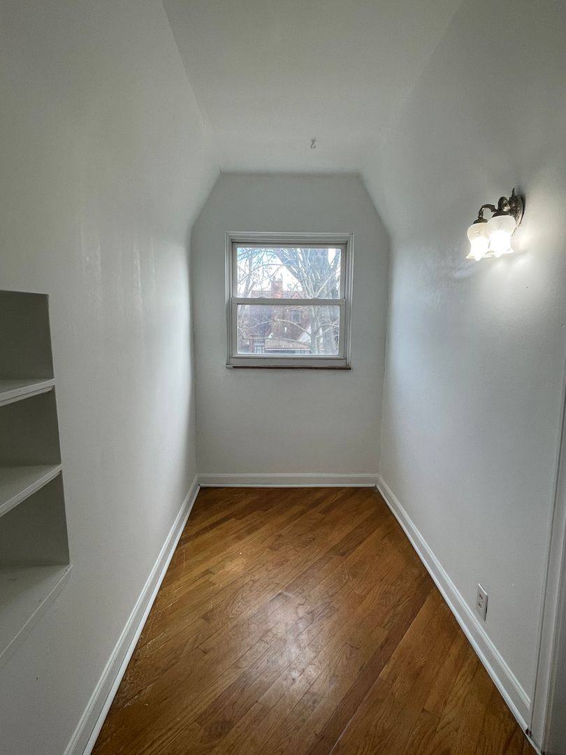 Apartment for rent at 18461 Washburn Ave, Detroit, MI 48221