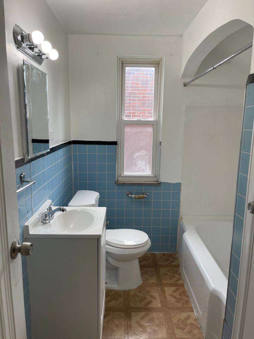 Apartment for rent at 18461 Washburn Ave, Detroit, MI 48221