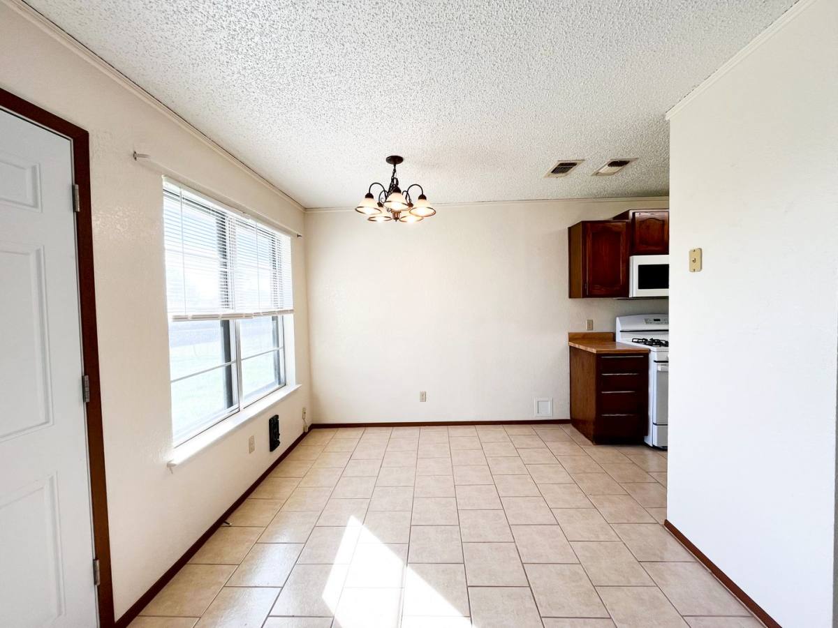 House for rent at 1504 Jefferis Ave, Killeen, TX 76543