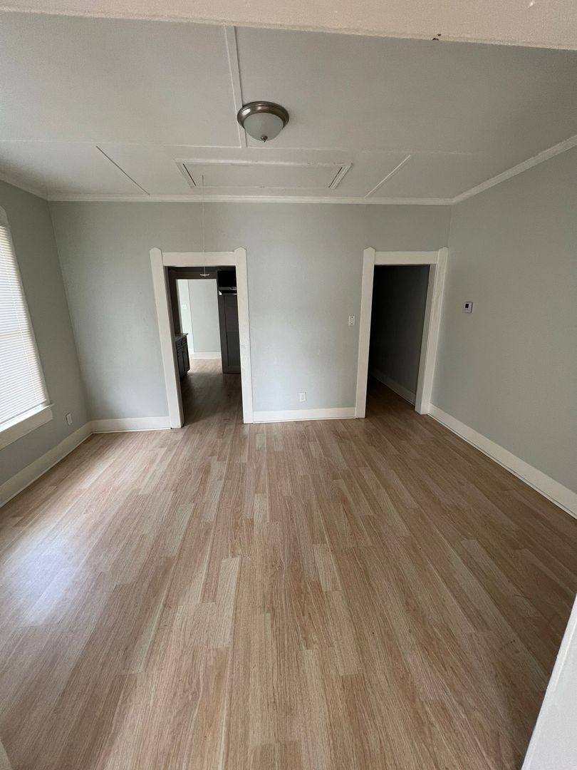 Apartment for rent at 1107 Ave A, Beaumont, TX 77701
